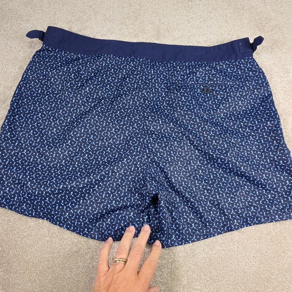 Vineyard Vines Swim Trunks Mens 36 Blue Floral Geometric 1M001112 Portugal - Picture 5 of 6